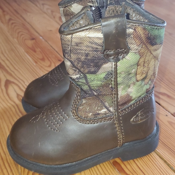 Kids boots 👢 - Picture 3 of 5